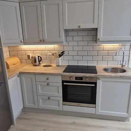 Newly Refurbed 1bd In Prime Location *