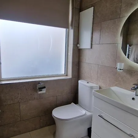 度假居 Newly Refurbed 1bd In Prime Location